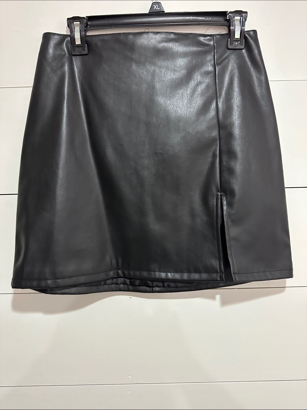 H&M Classic Black Faux Leather Mini Skirt with Front Slit size 6 NWT